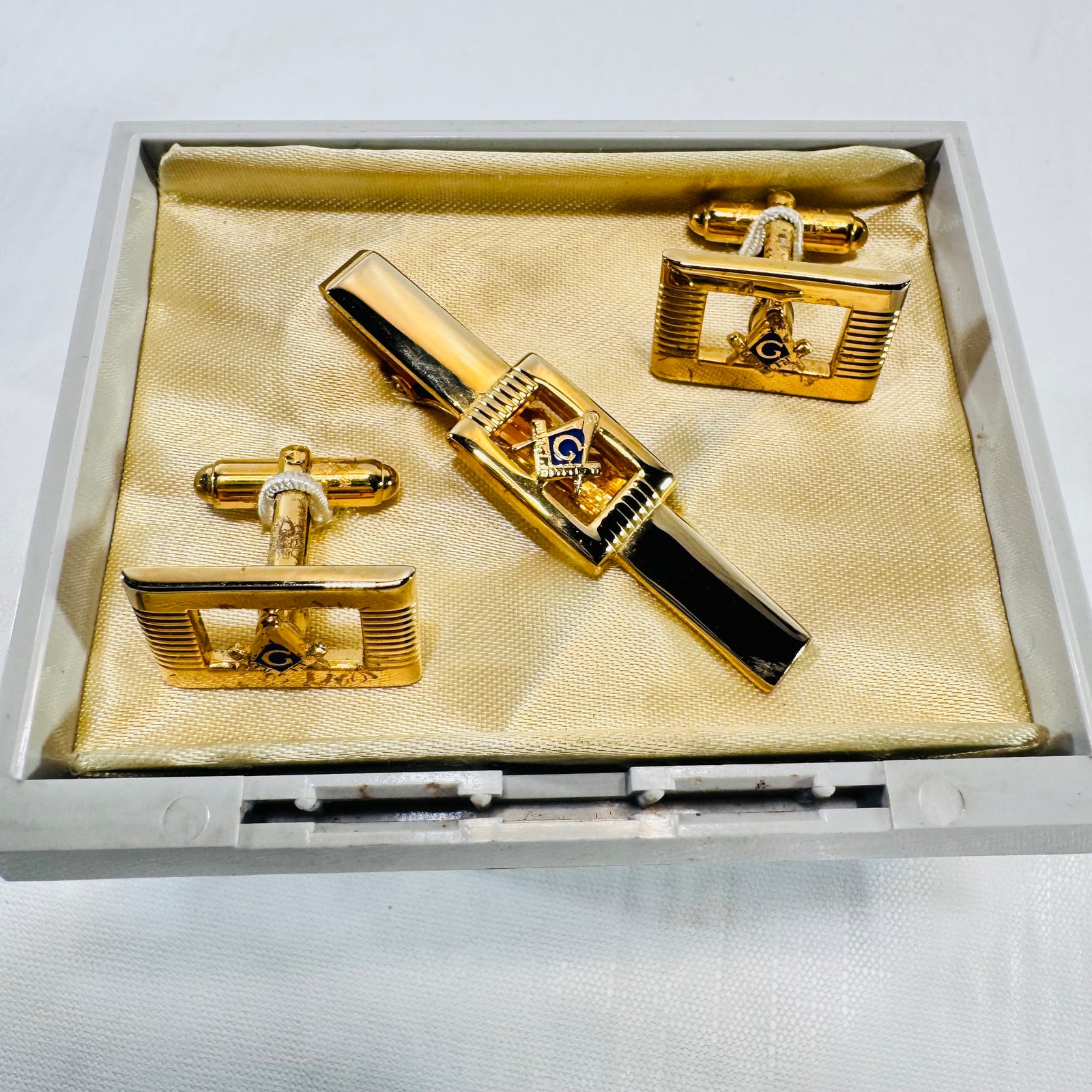 Anson Masonic Gold Tone Cufflinks and Tie Bar Set Blue Enamel with Case