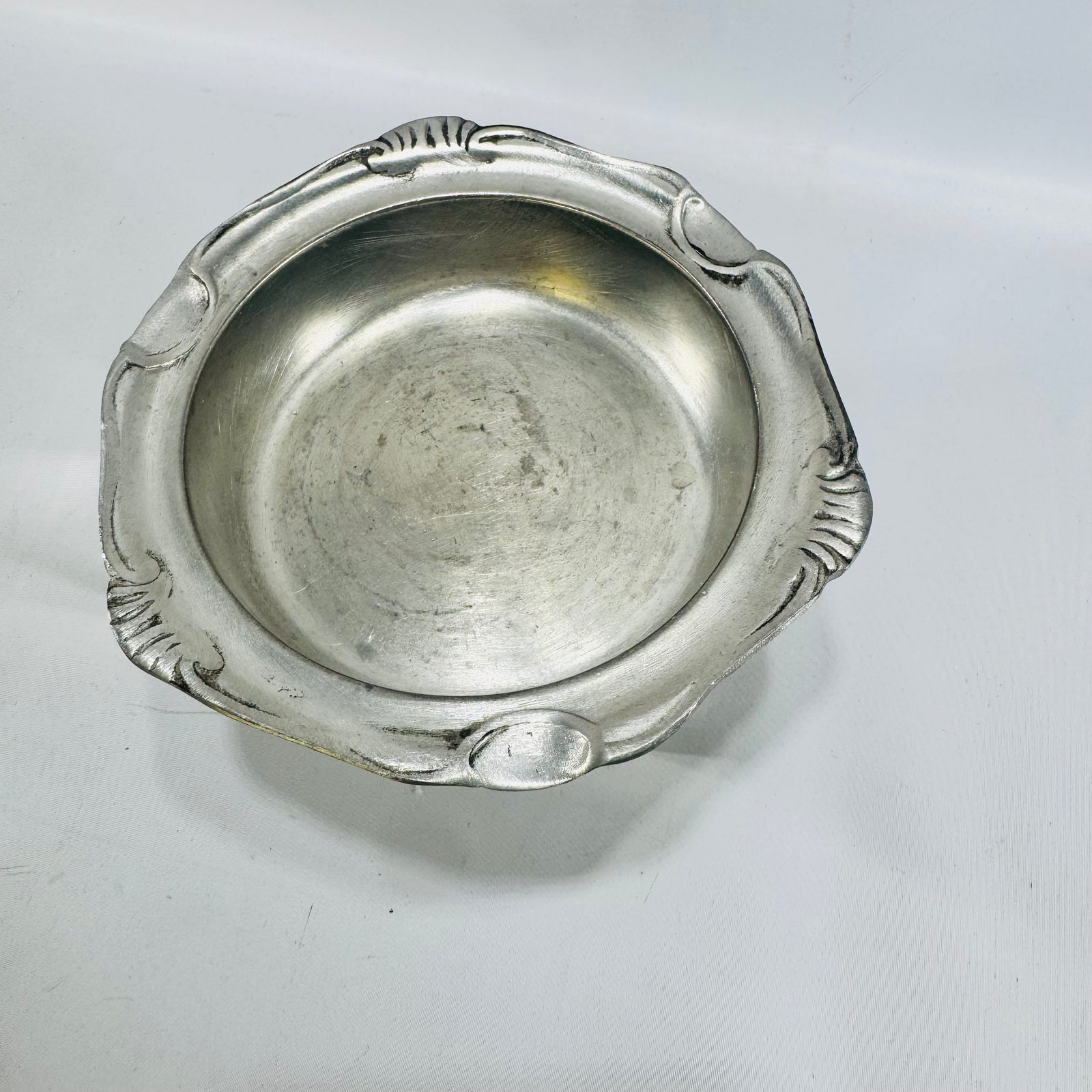 European 95% Pewter Dish 5 Inch Scalloped Floral Rim Vintage Table Bowl