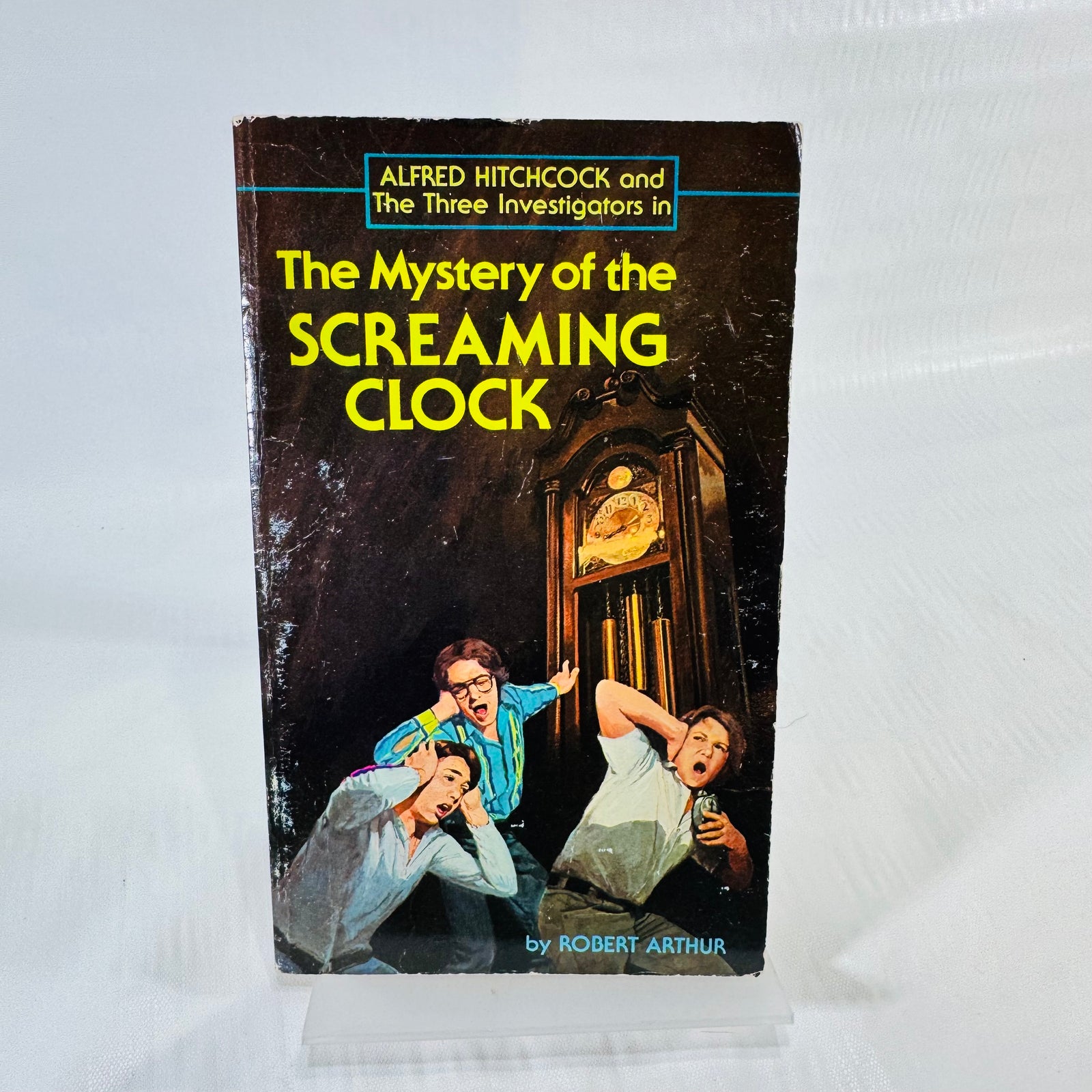 The Mystery of the Screaming Clock by Robert Arthur Three Investigators Scholastic Paperback