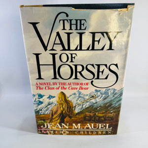 The Valley of Horses Auel 1982 First Edition