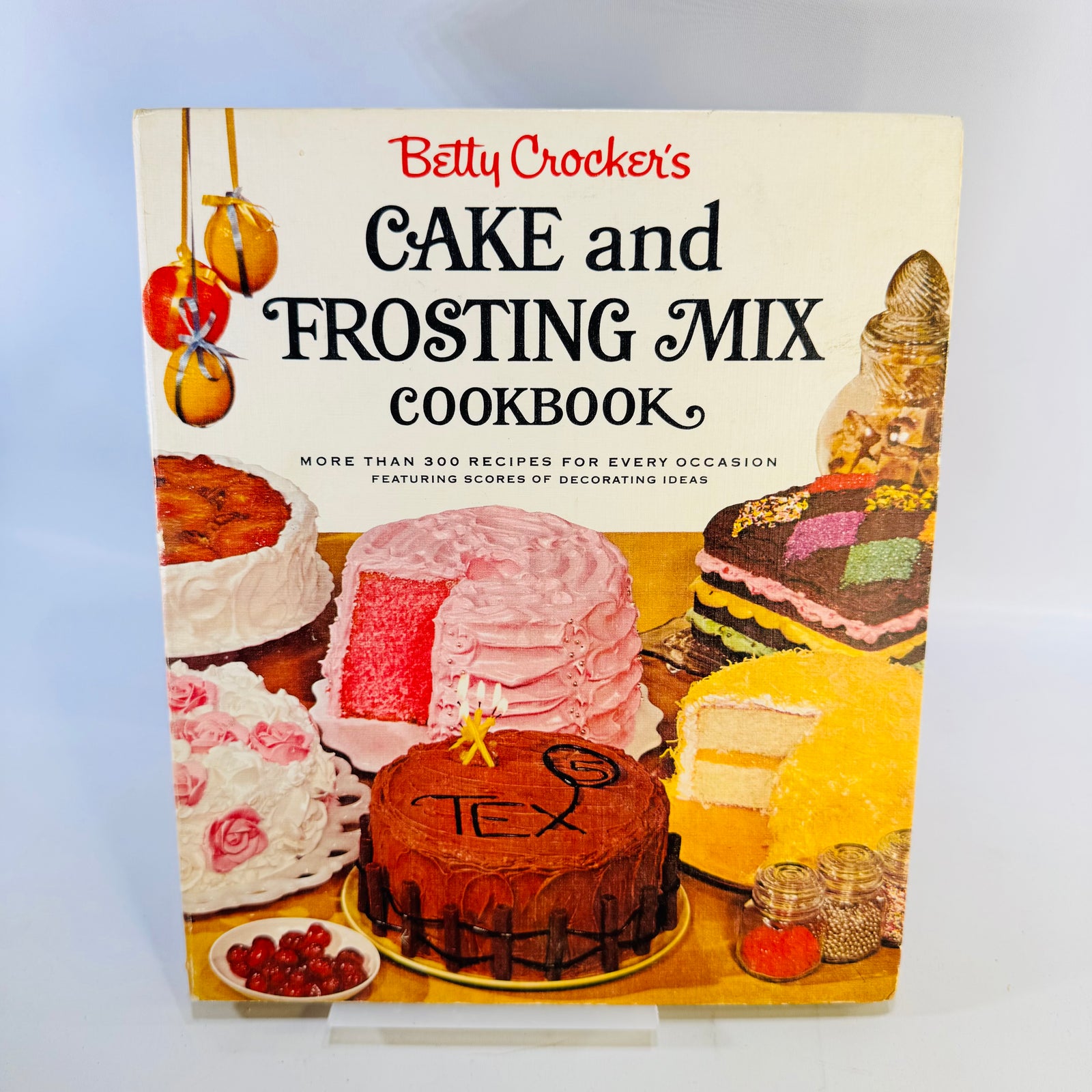 Betty Crocker's Cake and Frosting Mix Cookbook 1966 First Edition First Printing Golden Press Vintage Hardcover