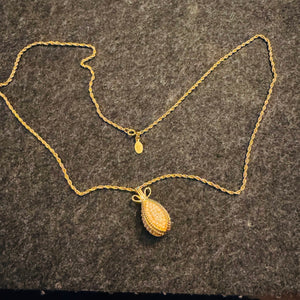 Vintage Joan Rivers Faux Pearl Egg Pendant Necklace – Gold Tone Faberge Inspired, Signed Hangtag (27”)