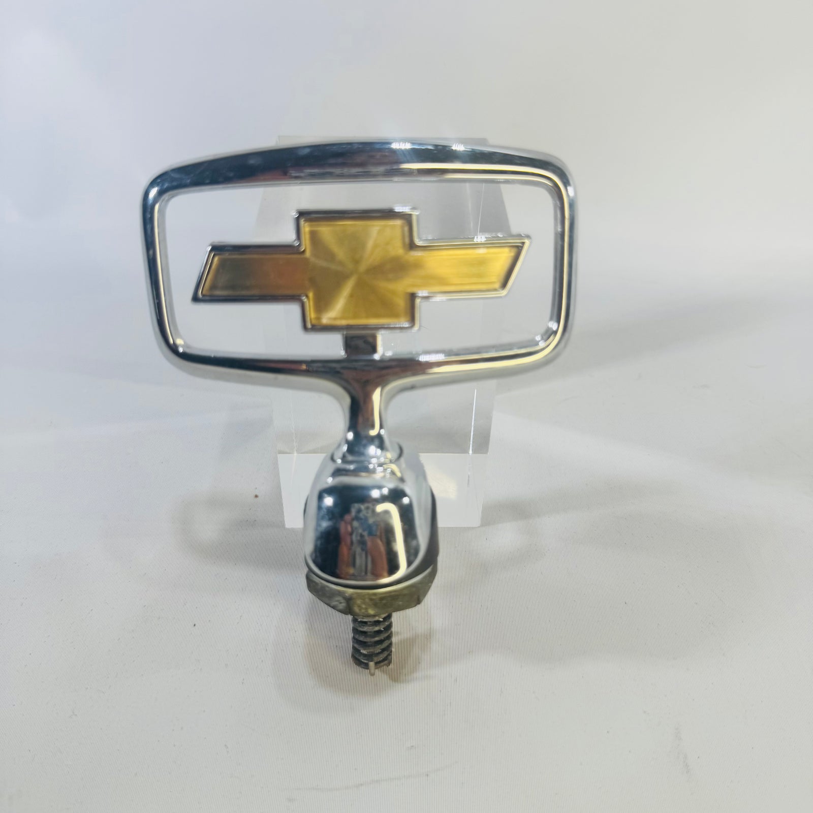 1991 to 1996 Chevrolet Caprice Impala Hood Ornament GM 10119817 Gold Bowtie Chrome Emblem OEM