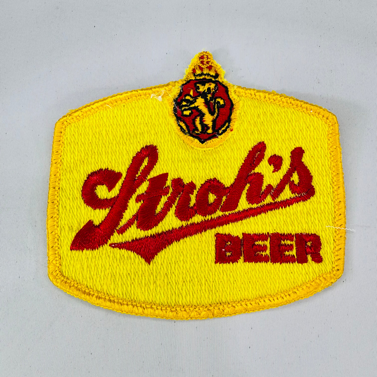 Vintage Stroh's Beer Embroidered Uniform Patch Yellow Red Brewery Advertising 4 x 3 Inch