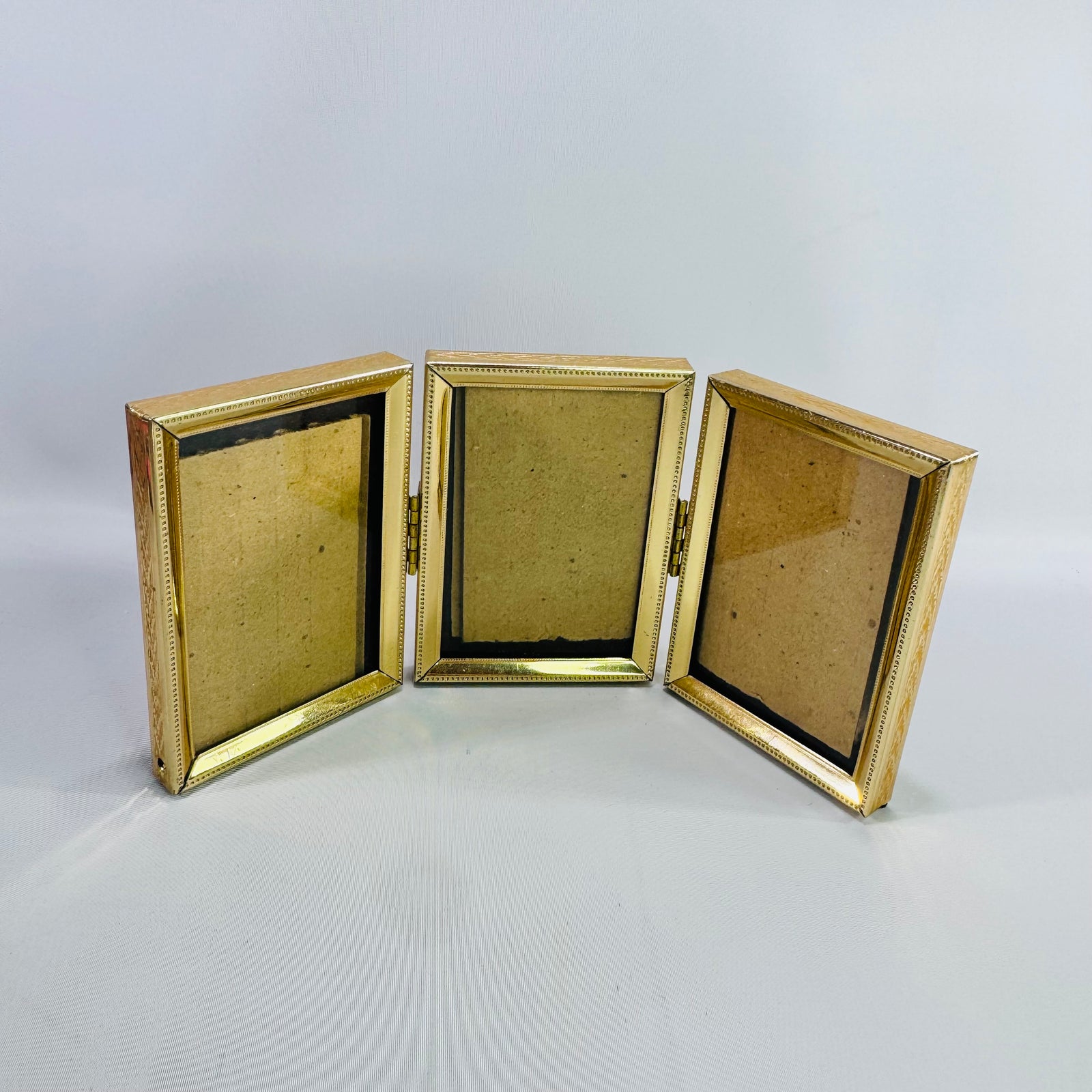 Vintage Gold Tone Tri Fold Picture Frame Triple Hinged Desktop Photo Display 2.5 x 3.5 Inch Folding Frame