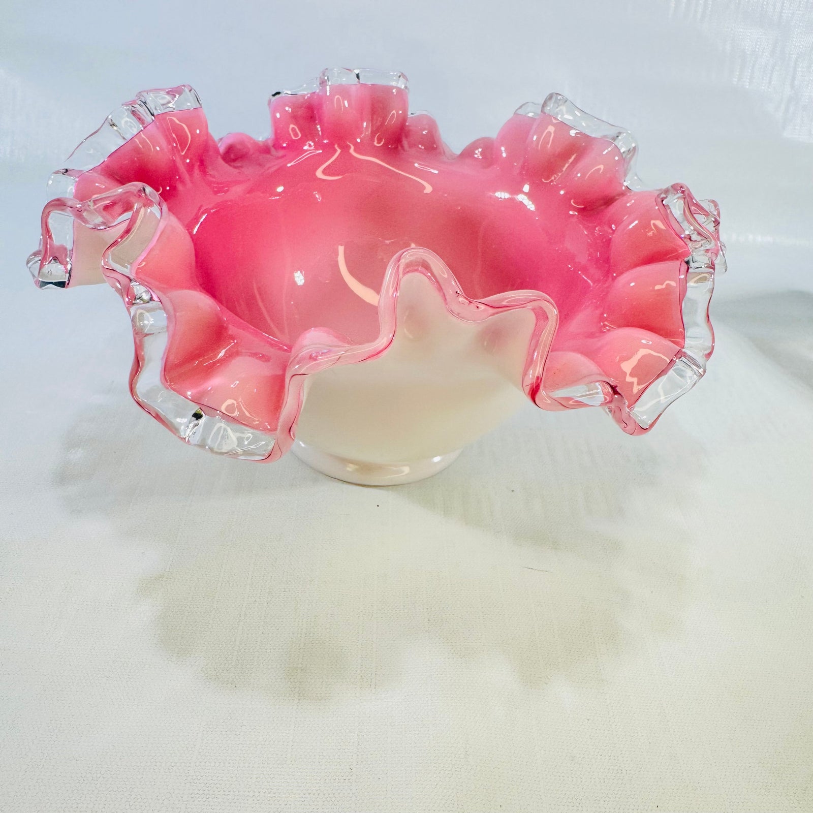 Fenton Peach Crest ruffled pink and white glass bowl, photo 4 of 5