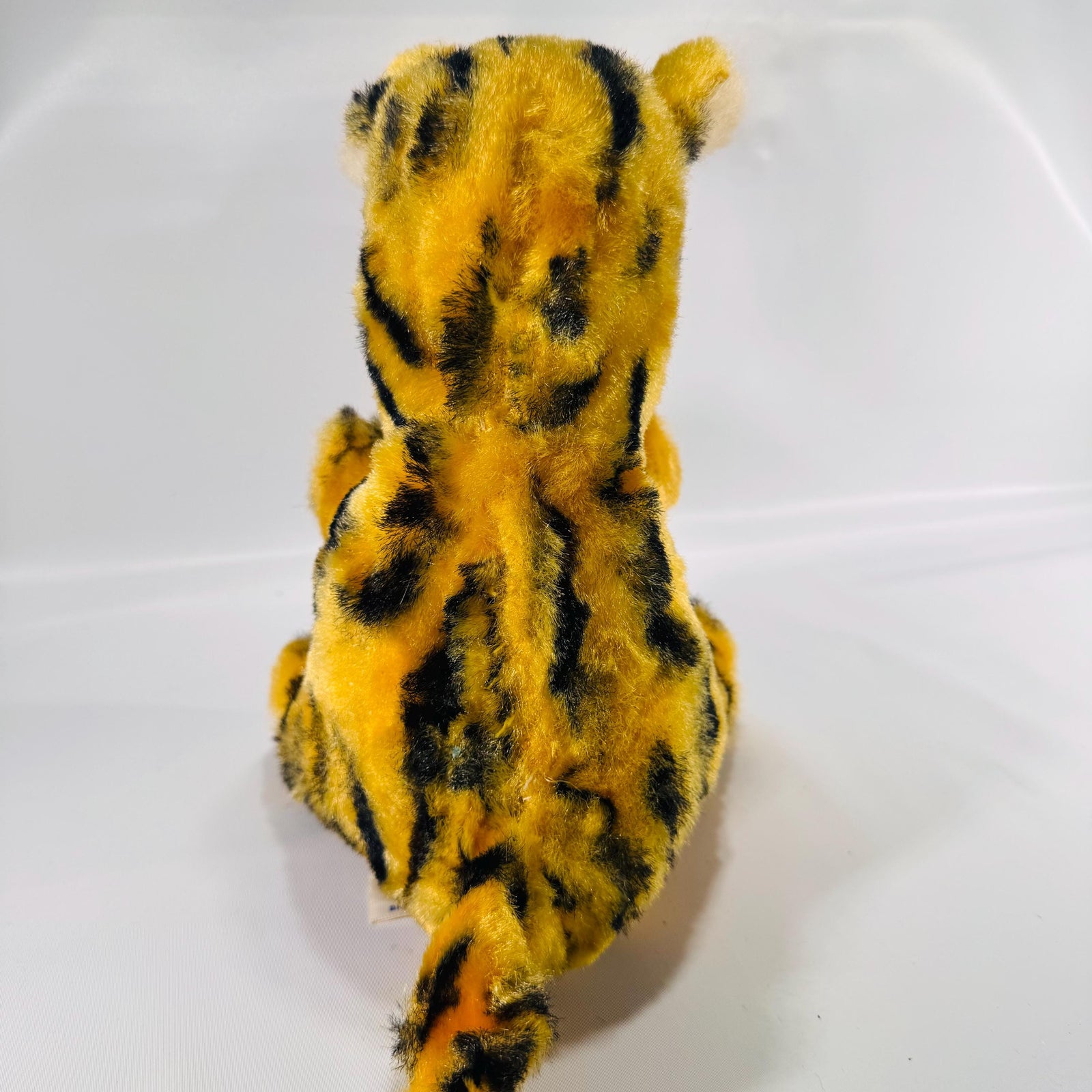 Vintage Commonwealth Creative Playthings Sitting Tiger Plush Toy – Orange & Black Striped Collectible with Bright Green Eyes