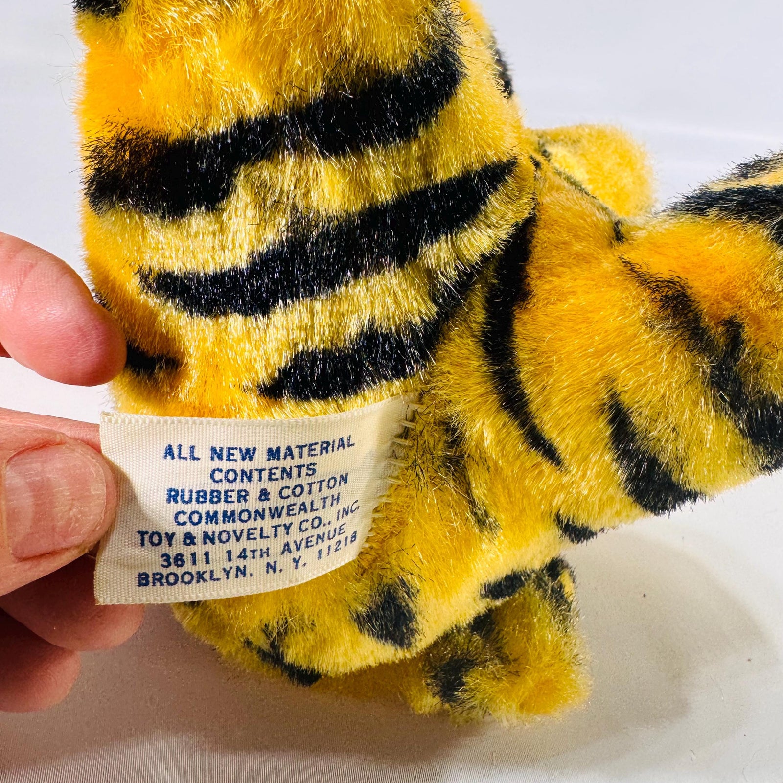 Vintage Commonwealth Creative Playthings Sitting Tiger Plush Toy – Orange & Black Striped Collectible with Bright Green Eyes