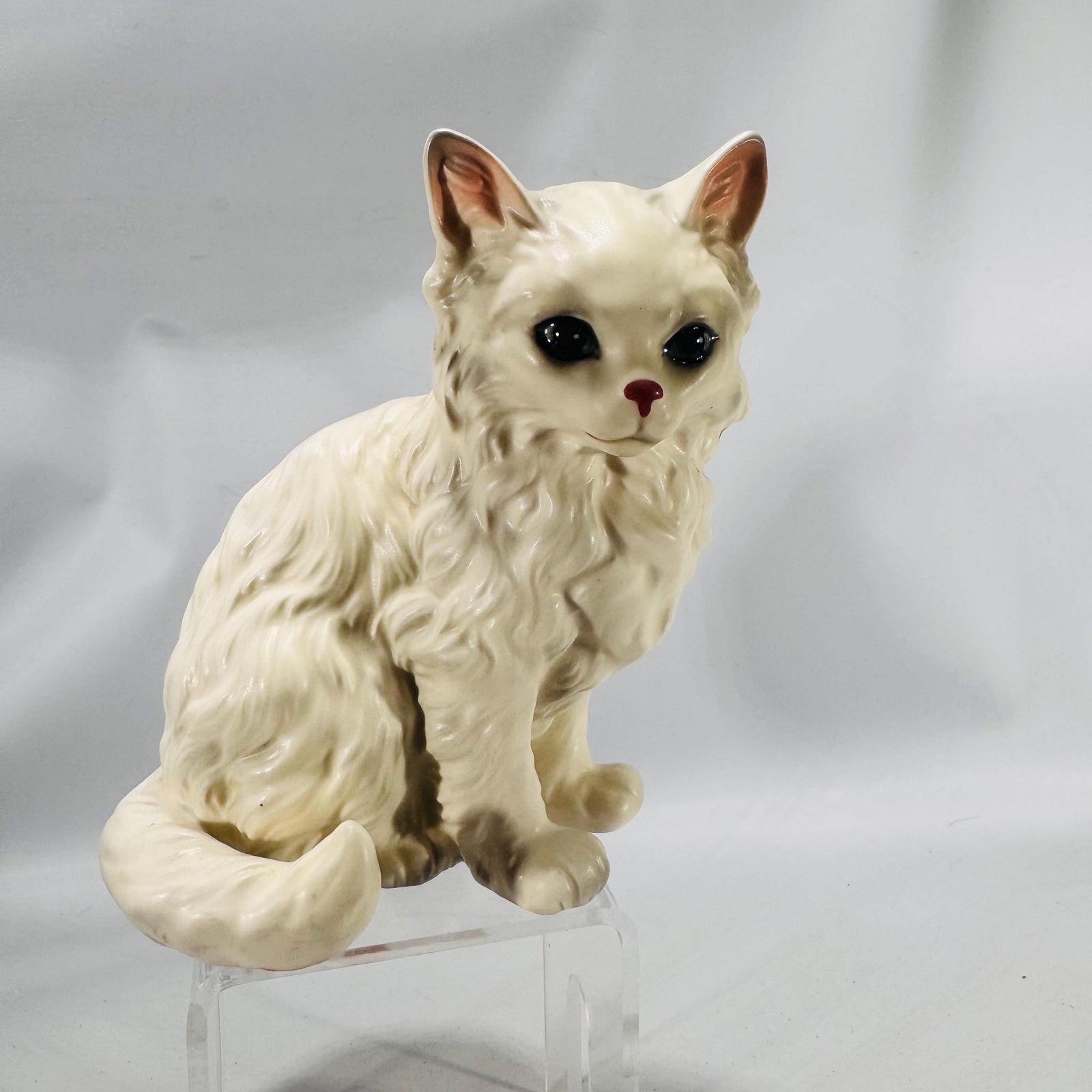 “Lefton Japan H1514 ceramic cat figurine, brown-and-white tabby, mid-century 1960s, about 9 inches long.