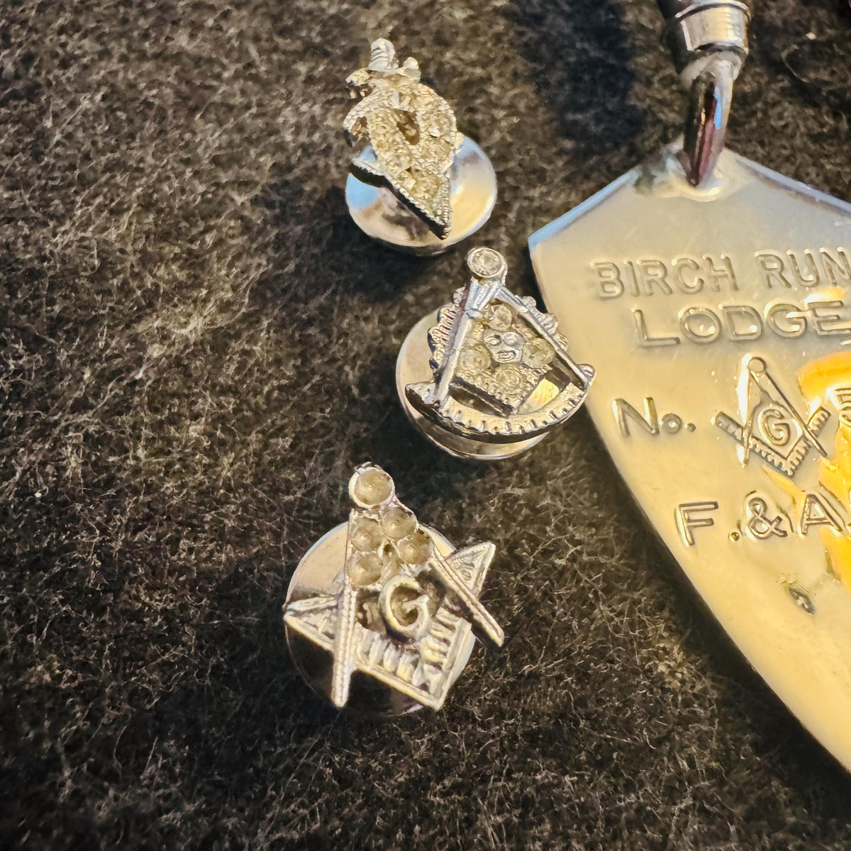 Vintage Masonic Freemason Accessories Lot–Birch Run Lodge No. 514 F AM Mini Trowel 3” Swank Trowel Tie Clip (1.5”) Tie Tack & Lapel Pins