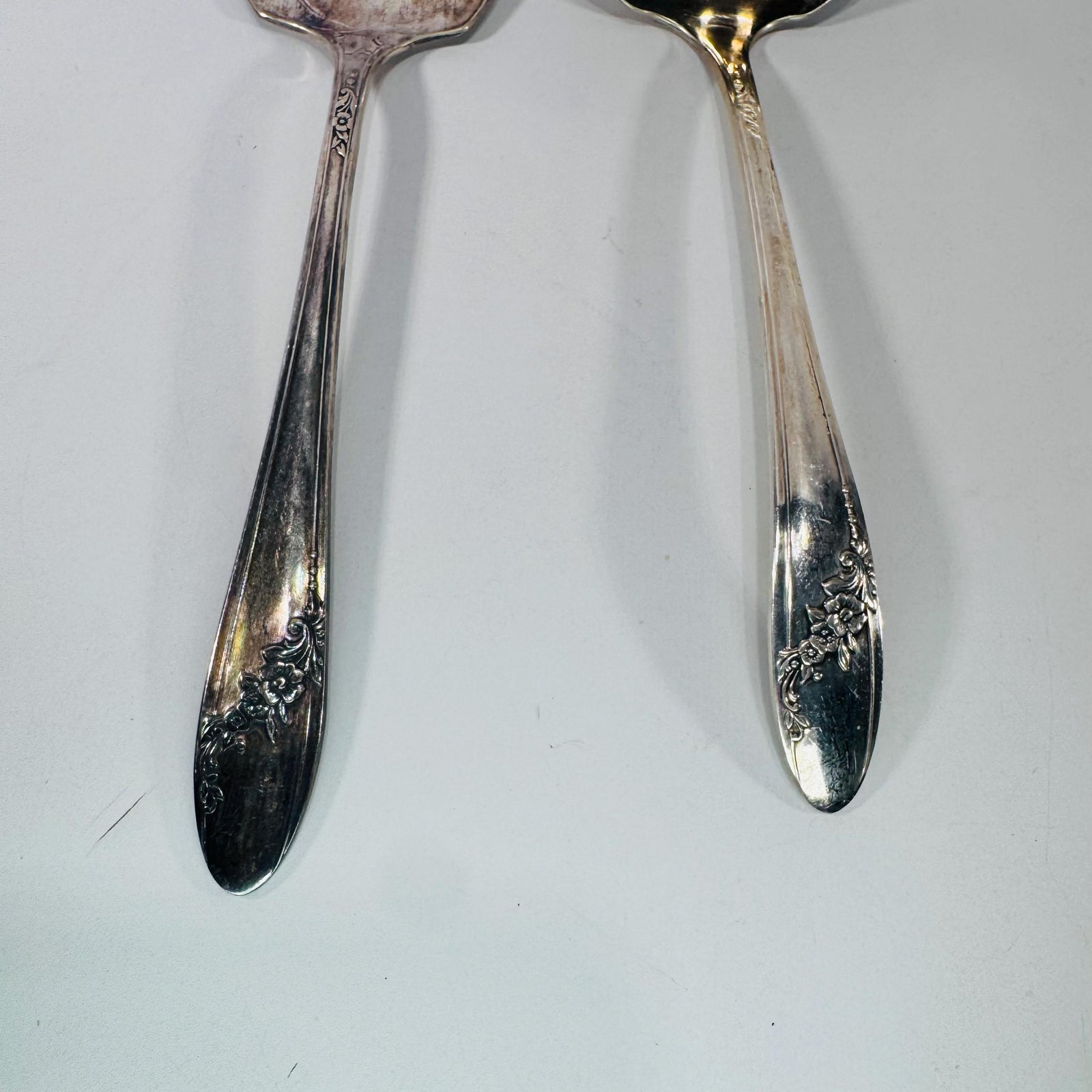 Vintage Oneida Community Tudor Plate Queen Bess II silver plate pie server and gravy ladle set with floral handle detail