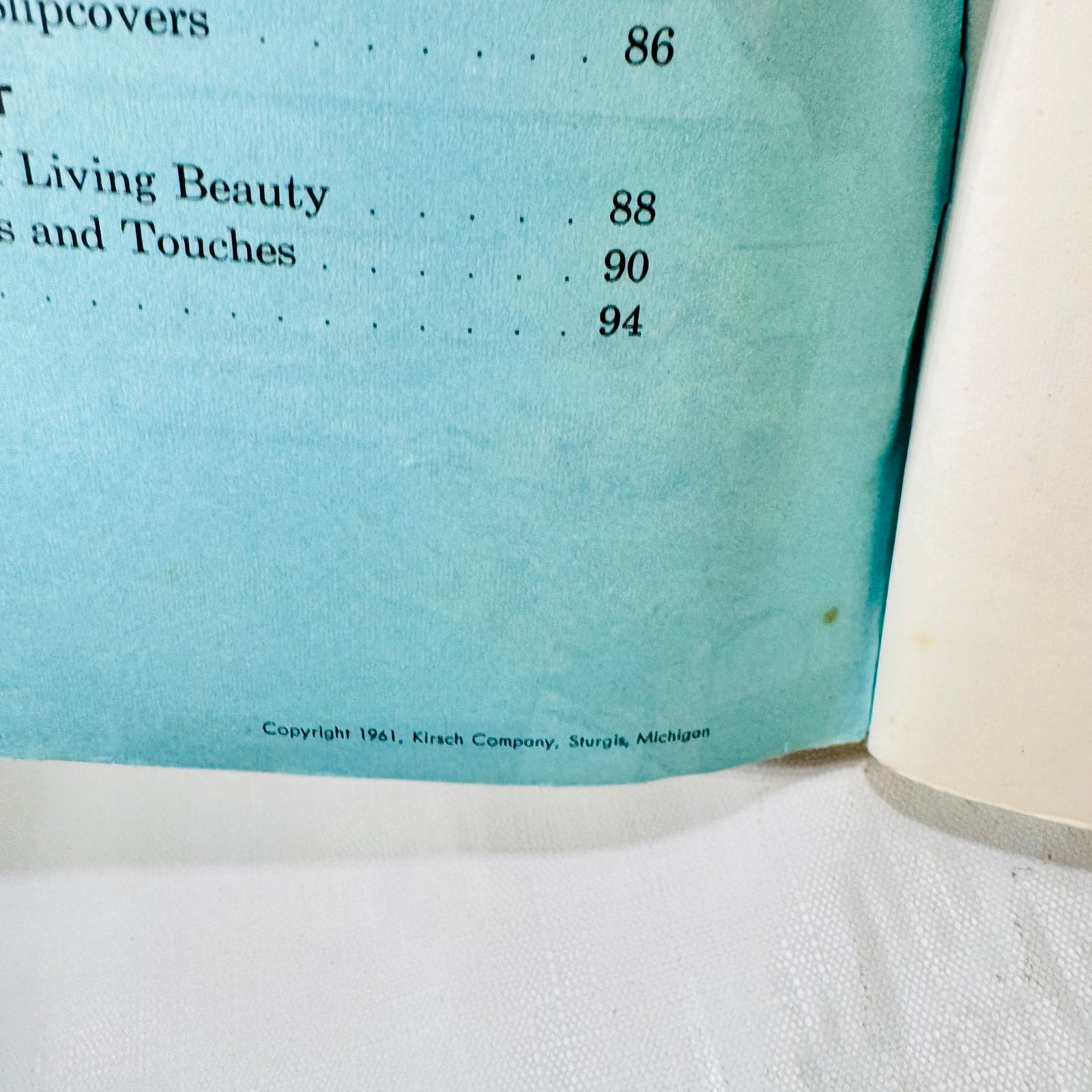 Kirsch Guide to Window Beauty 1961 copyright line