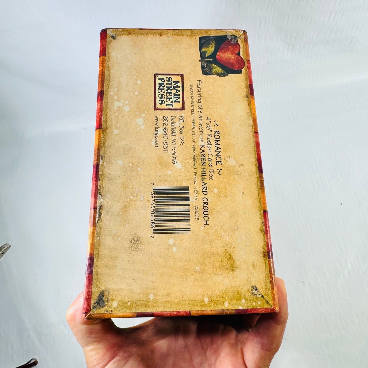 Bottom label of the 2001 Main Street Press Romance recipe box