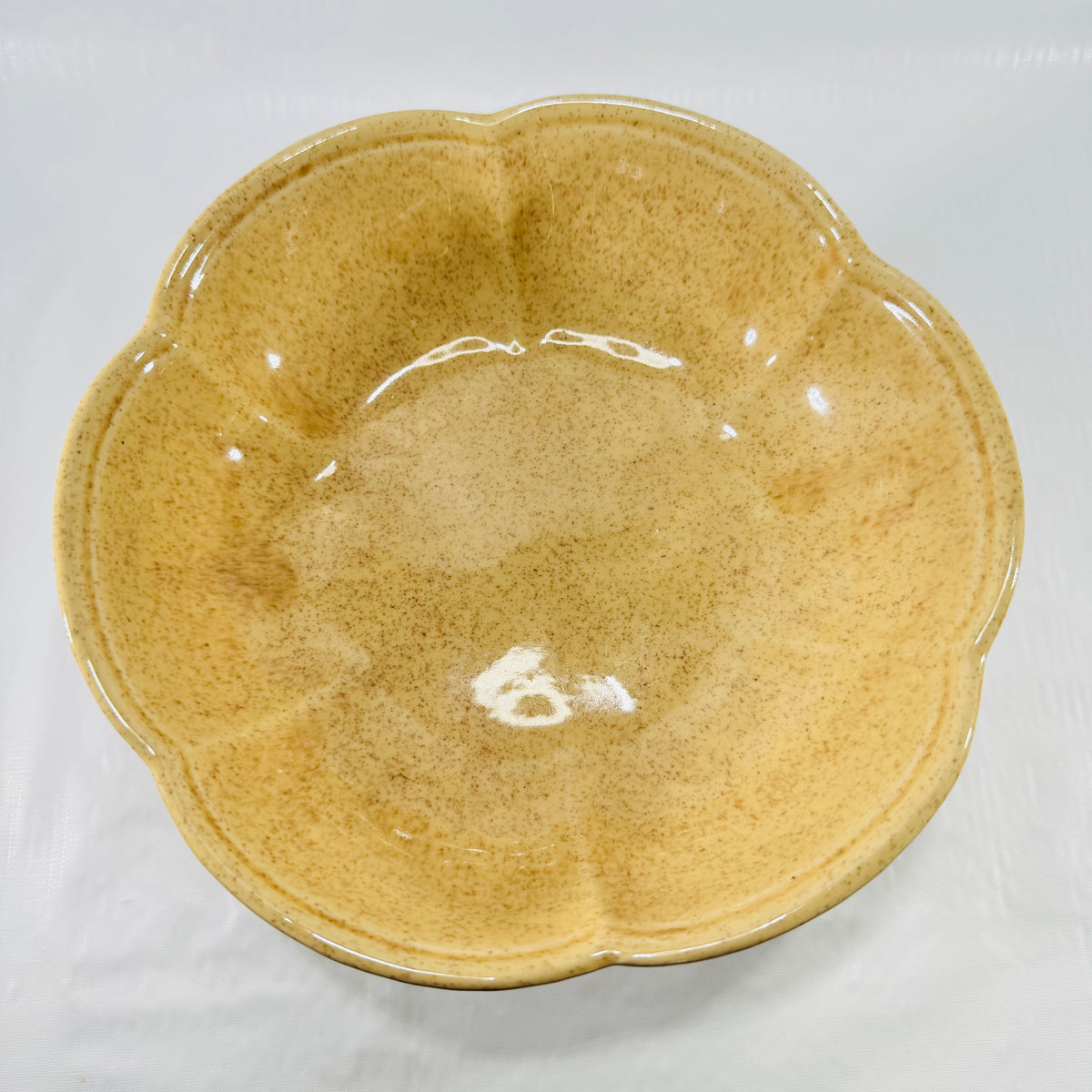 McCoy Pottery 7528 Beige Speckled Scalloped Bowl 8 Inch