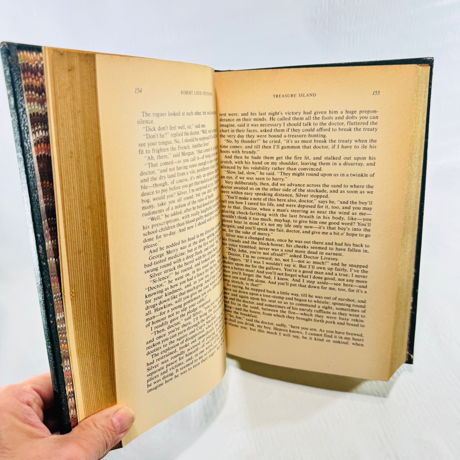 Robert Louis Stevenson Greenwich Unabridged Classics 1983 treasure island interior