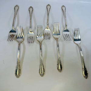 1847 Rogers Bros Remembrance Luncheon Forks | Set of 8 Silverplate Flatware