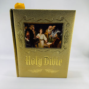 Vintage Heirloom Family Bible 1971 King James Red Letter Illustrated Gold Hardcover