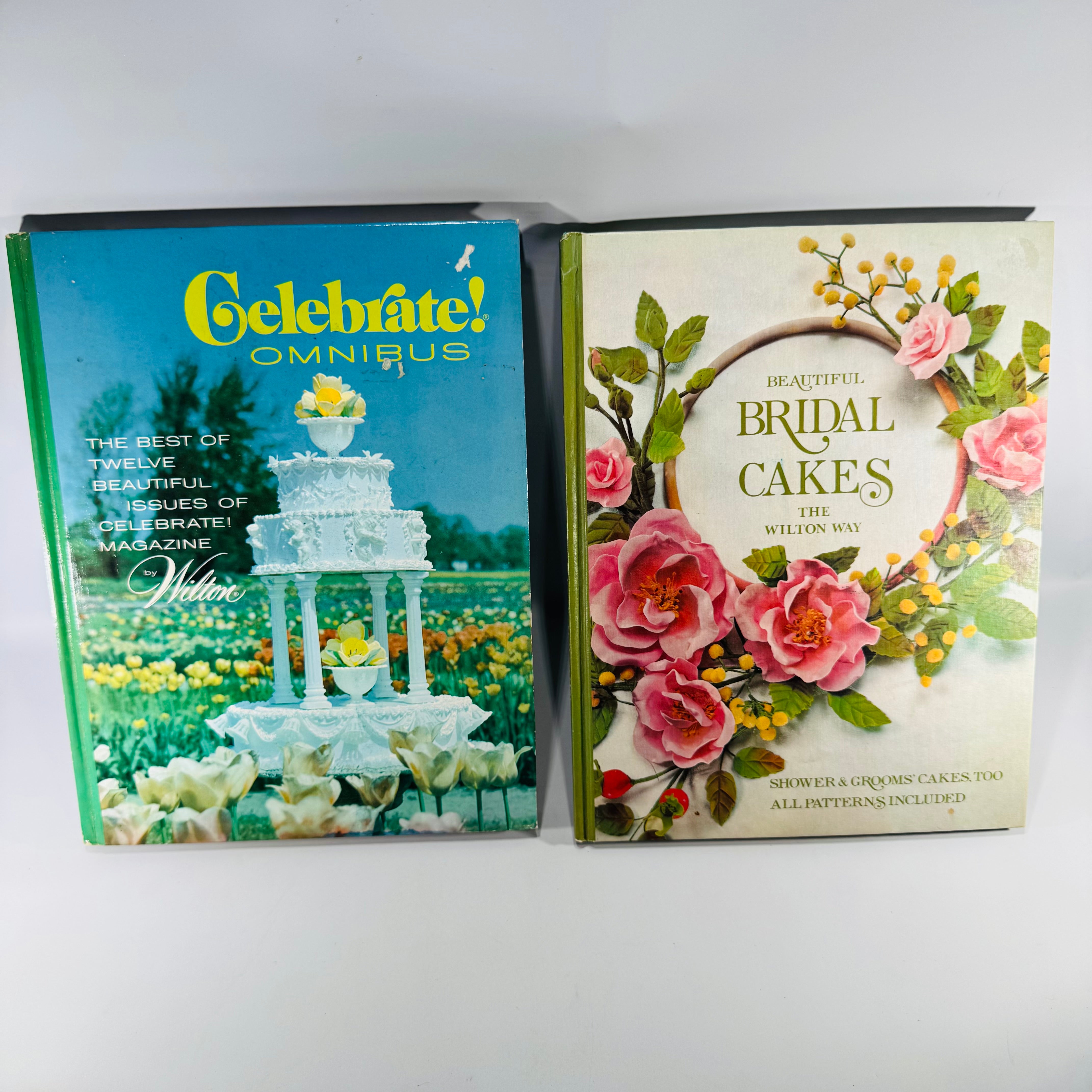 Vintage Wilton Cake Books Bundle | Bridal Cake Decorating