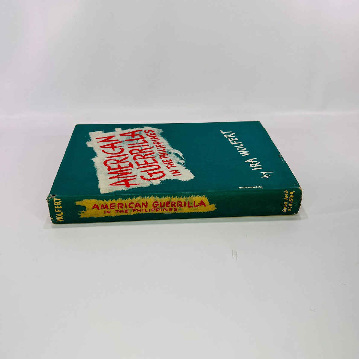 America Guerrilla in the Philippines by Ira Wolfert 1945 Simon & Schuster Vintage Book