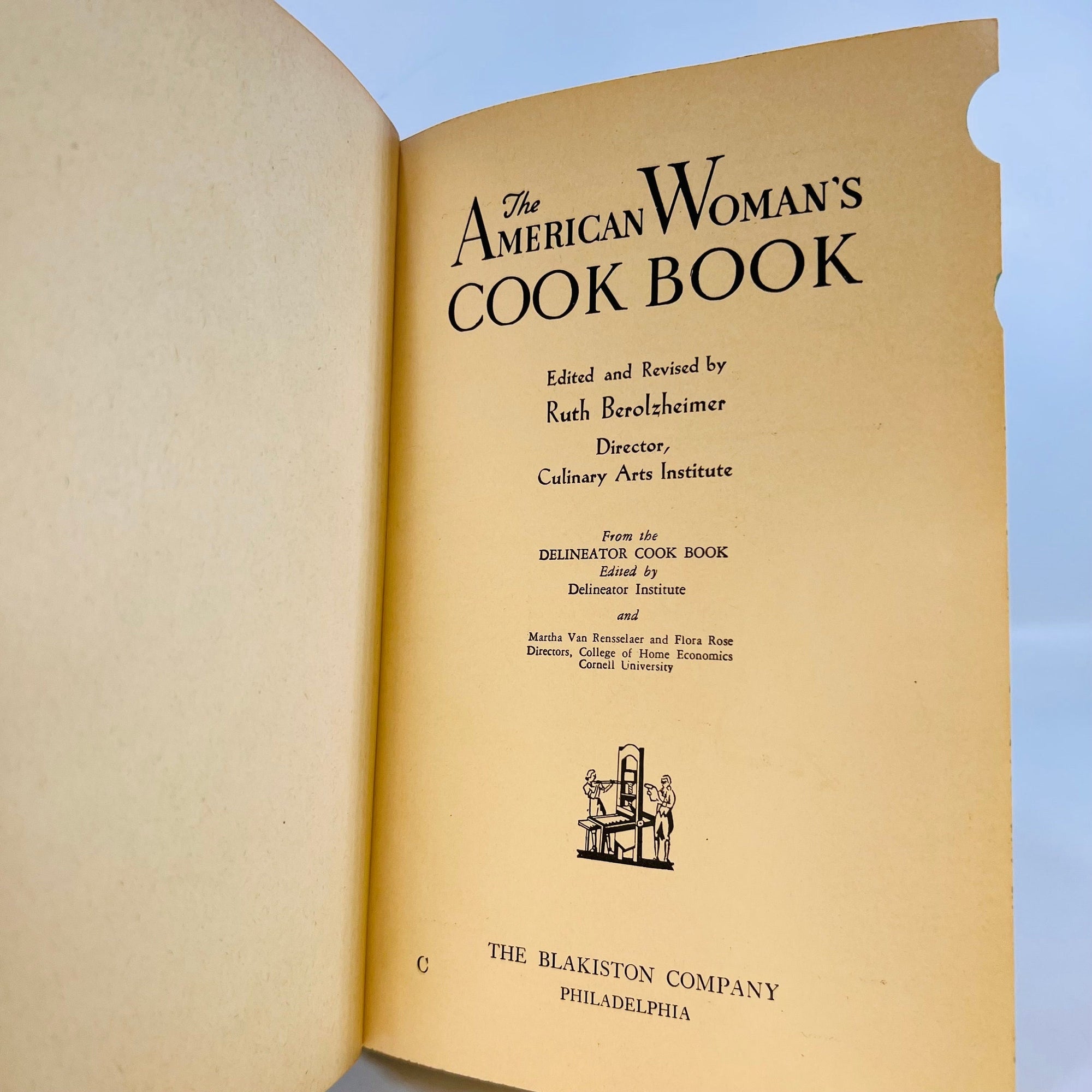 Woman's Home Companion Cook Book Edited by Ruth Berolzheimer 1944 The Blackiston Company Vintage Book