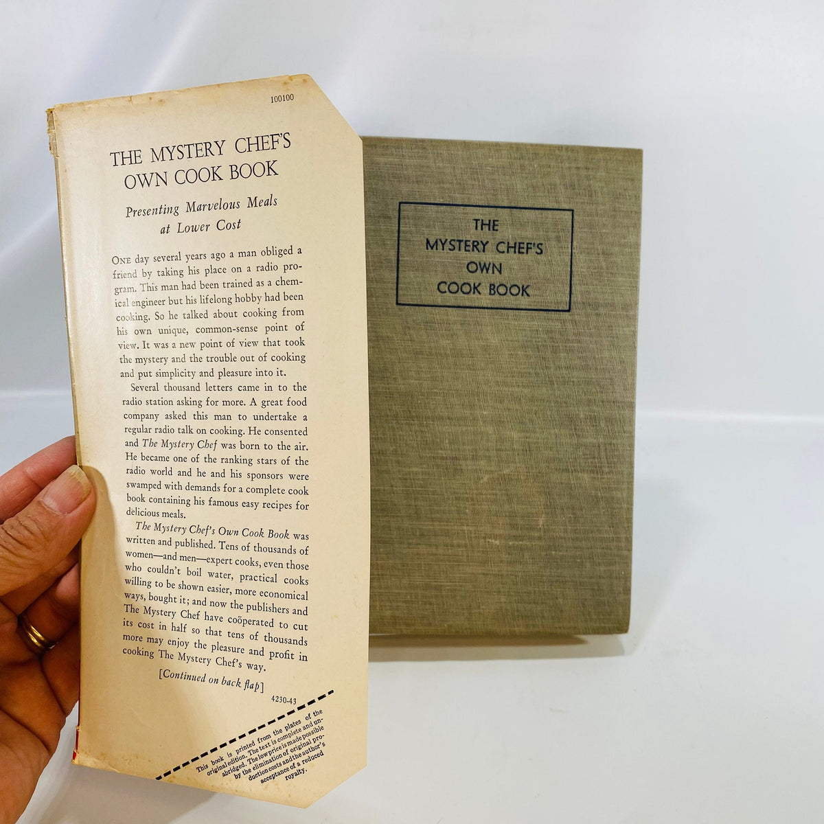 The Mystery Chef's Own Cookbook by John Macpherson 1945 The Blakiston Company  Vintage Cookbook