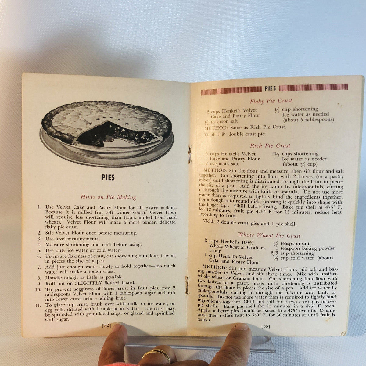Good Things to Eat Recipe Booklet by Henkel's Commercial Milling Co Detroit Michigan-1939 Vintage Book