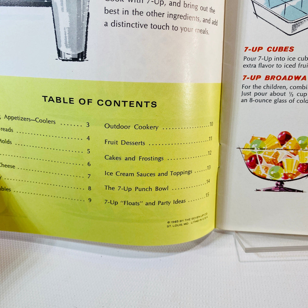 2 Vintage 7-Up Pamphlets featuring Recipes using 7-up 1960's Vintage Book