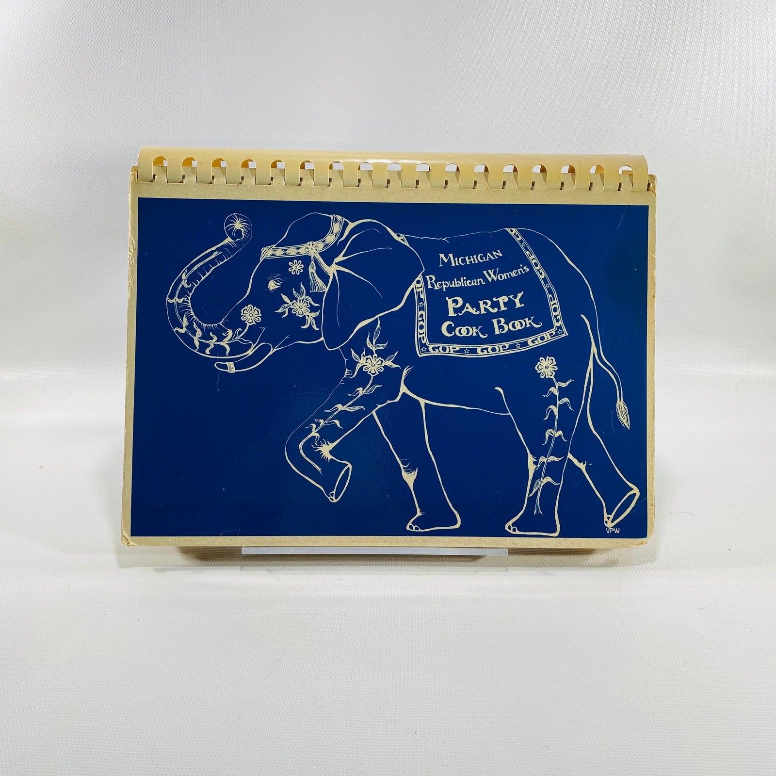 Michigan Republican Women's Party Cookbook Dedicated to Governor and Mrs. George Romney  Vintage Cookbook