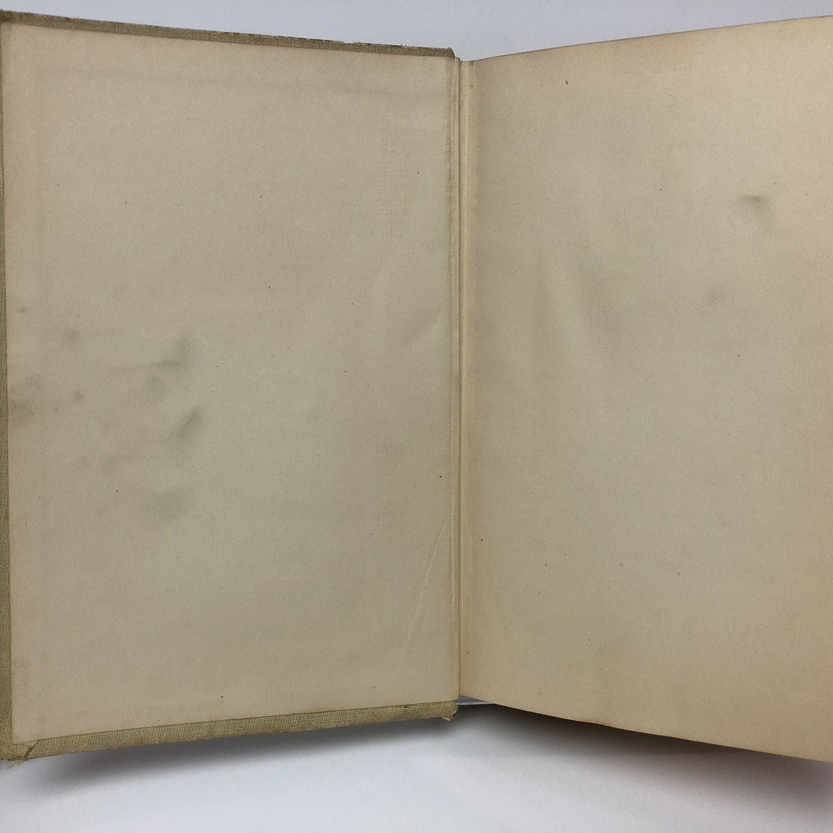 Pickwick Papers by Charles Dickens Published by Hearst and A Vintage Book Vintage Book