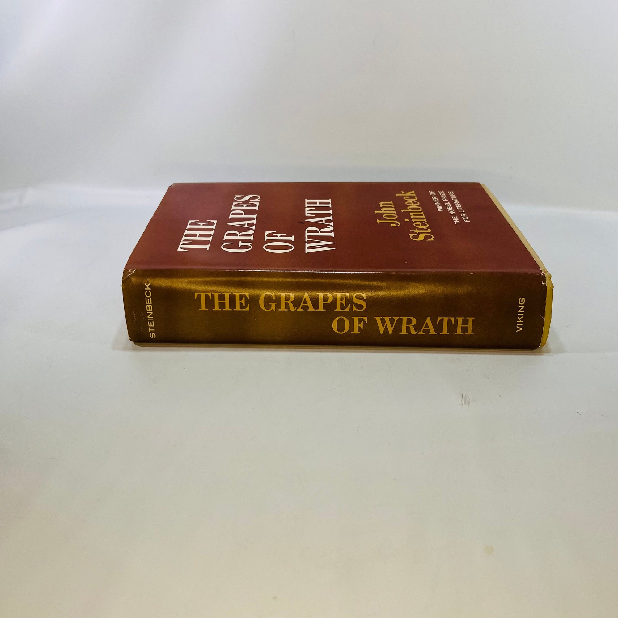 The Grapes of Wrath by John Steinbeck 1967 Viking Press Vintage Book