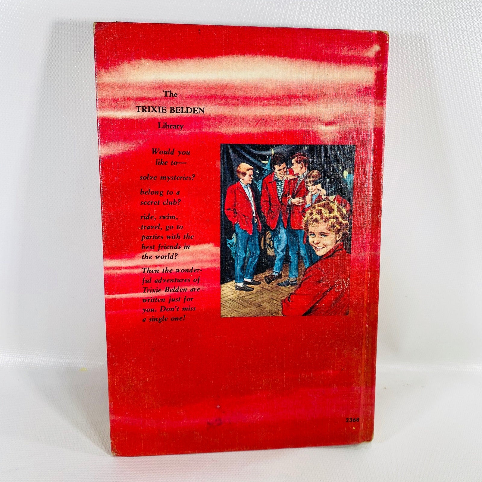 Trixie Belden and the Mysterious Visitor by Julie Cambell 1954 Vintage Book