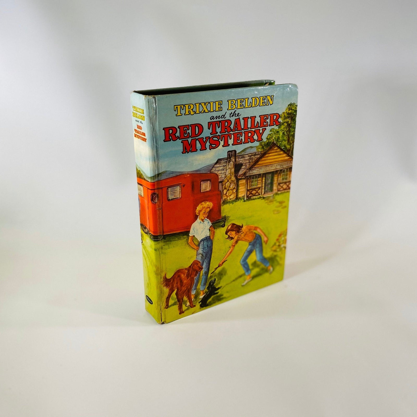 Trixie Belden and the Red Trailer Mystery by Julie Cambell 1950Vintage Book