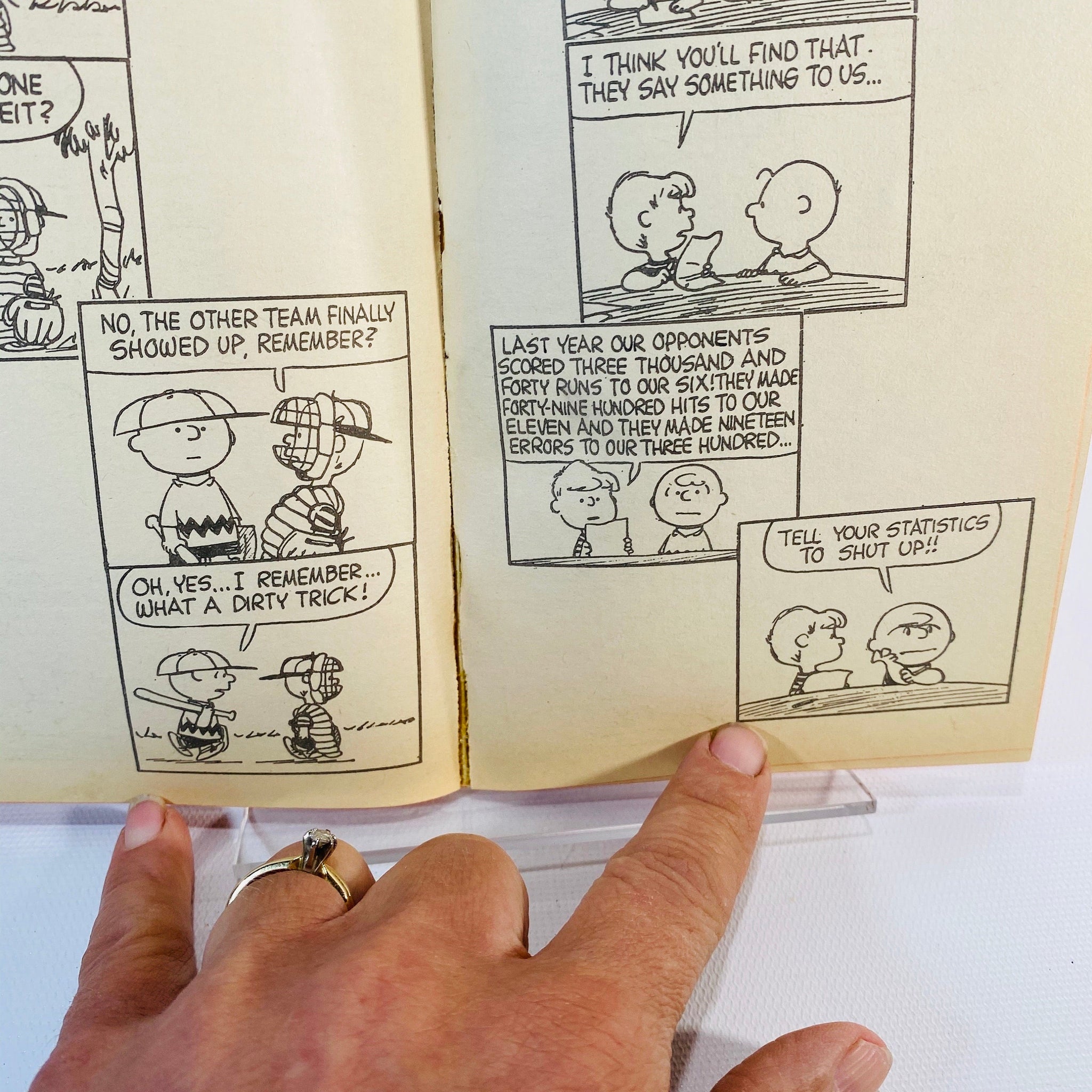 Slide, Charlie Brown! Slide! by Charles M. Schulz 1968 - Reading