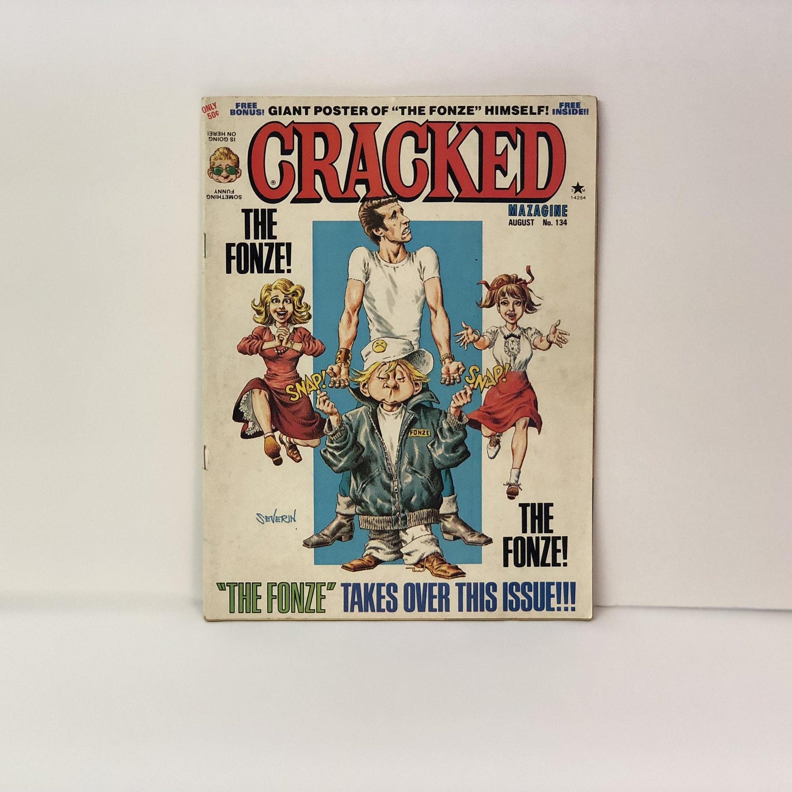 Cracked Mazagine August 1976 No. 134 The Fonze Takes Over This Issue Giant Poster of "The Fonze" Himself