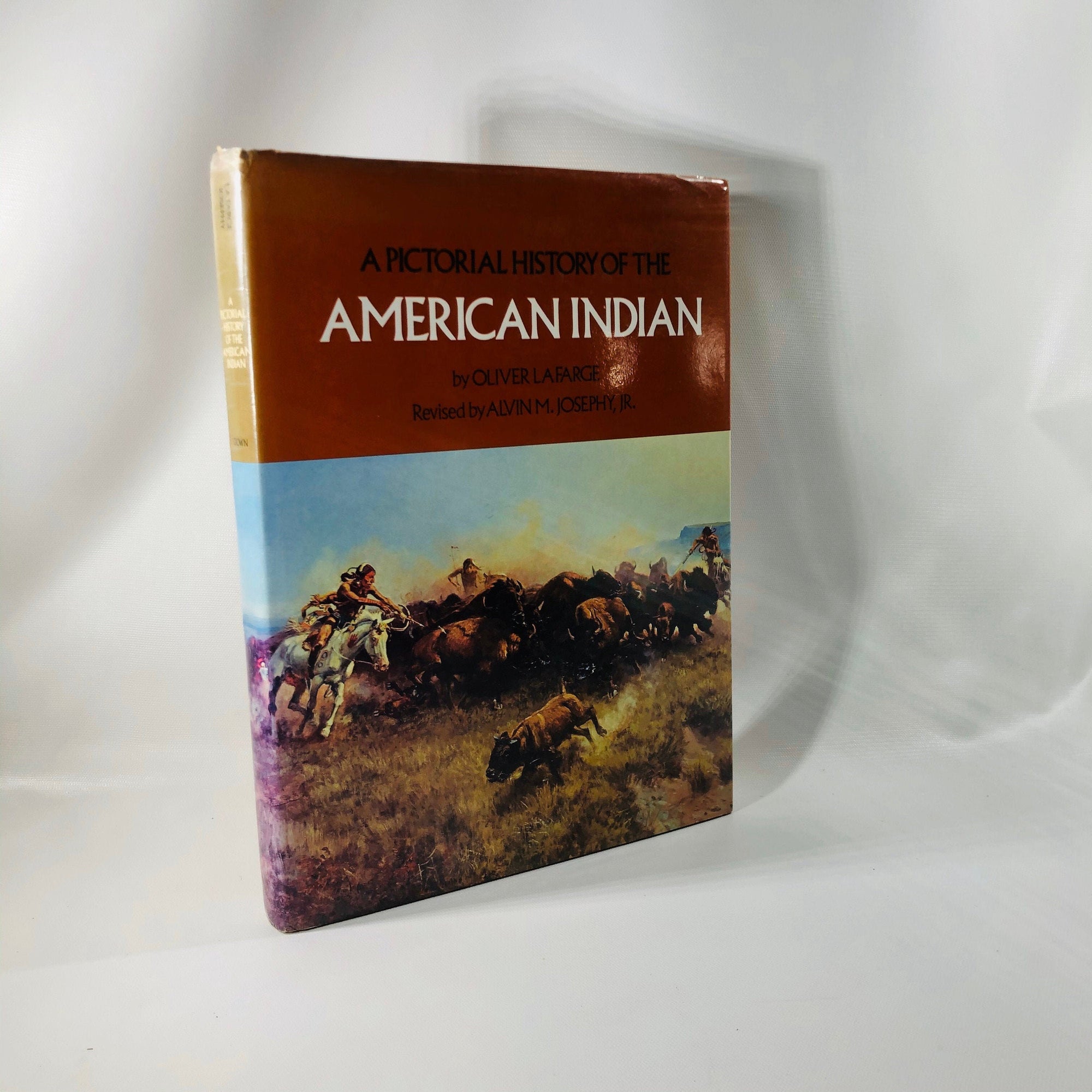 A Pictorial History of the American Indian Oliver La Farge 1974 Vintage Book
