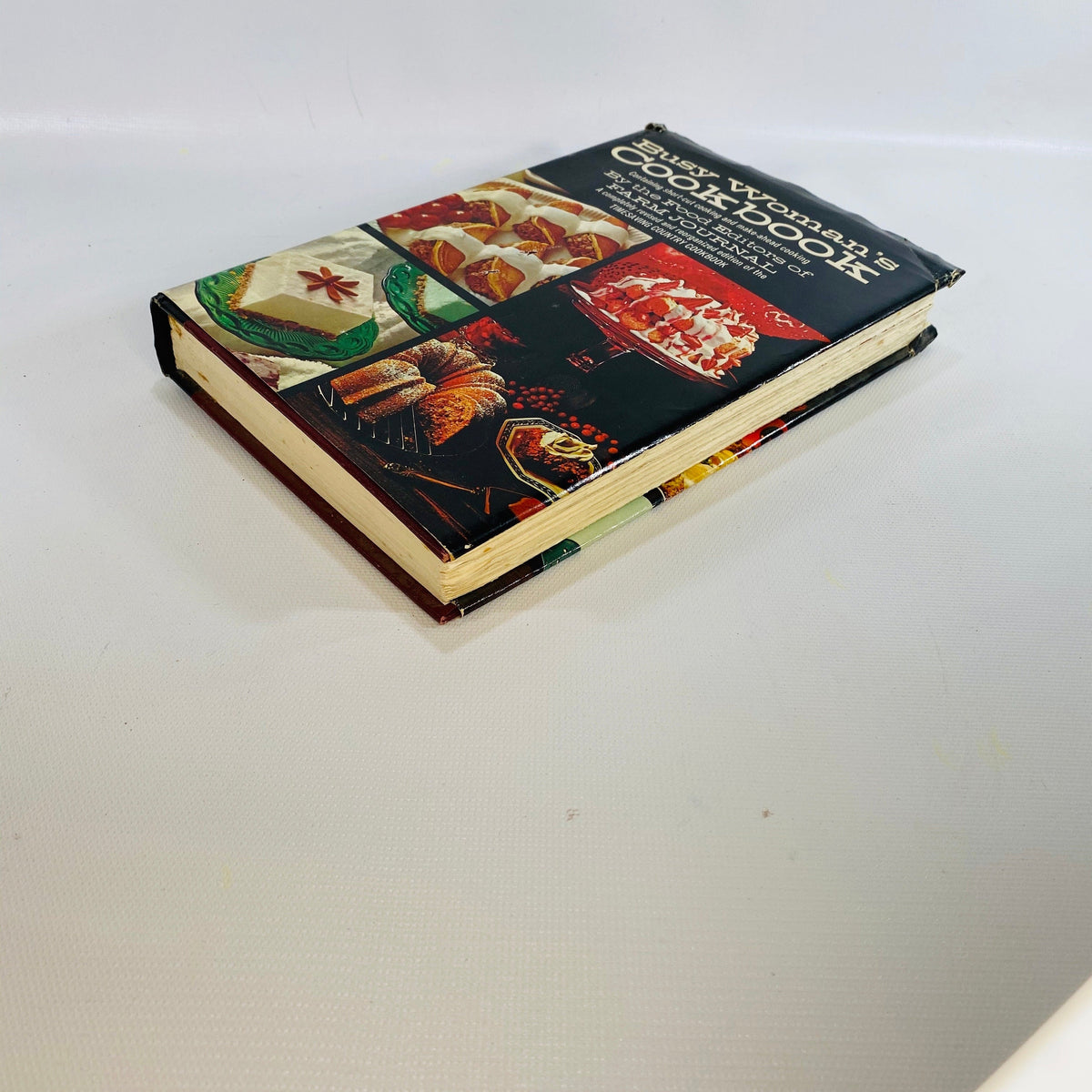 Busy Woman's Cookbook by the Food Editors of Farm Journal 1971  Vintage Cookbook