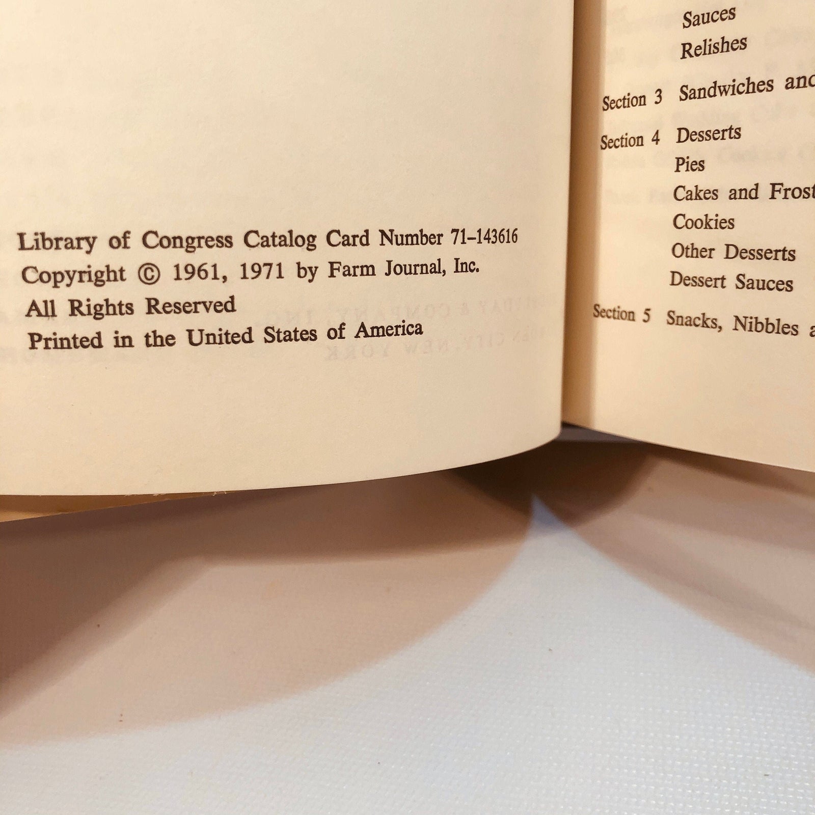 The Busy Woman's Cookbook by Editors of the Farm Journal 1971 Vintage Cookbook
