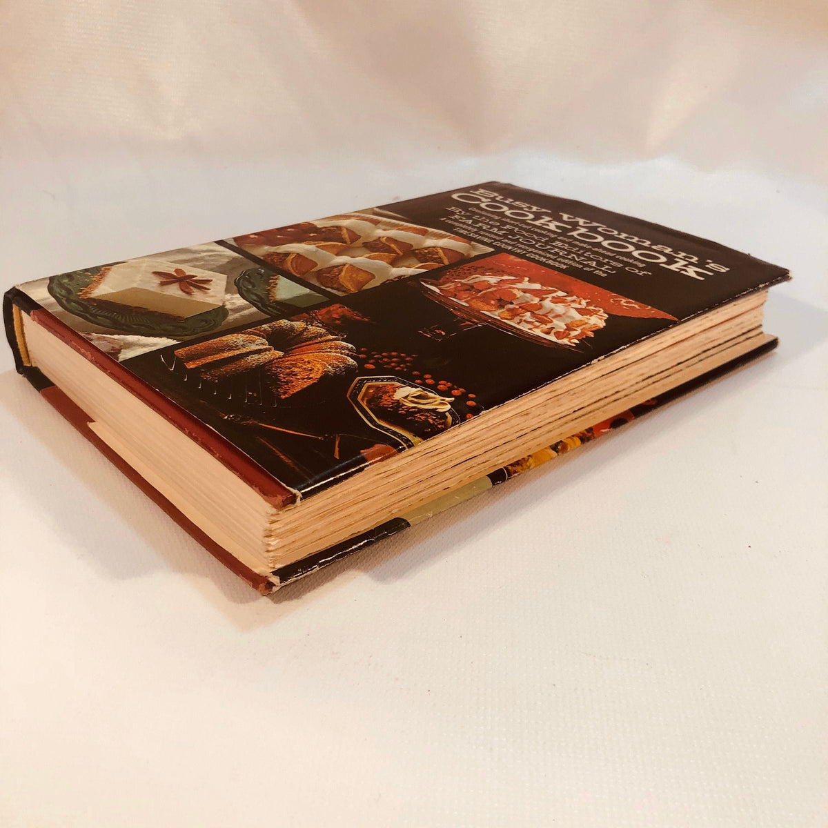 The Busy Woman's Cookbook by Editors of the Farm Journal 1971 Vintage Cookbook