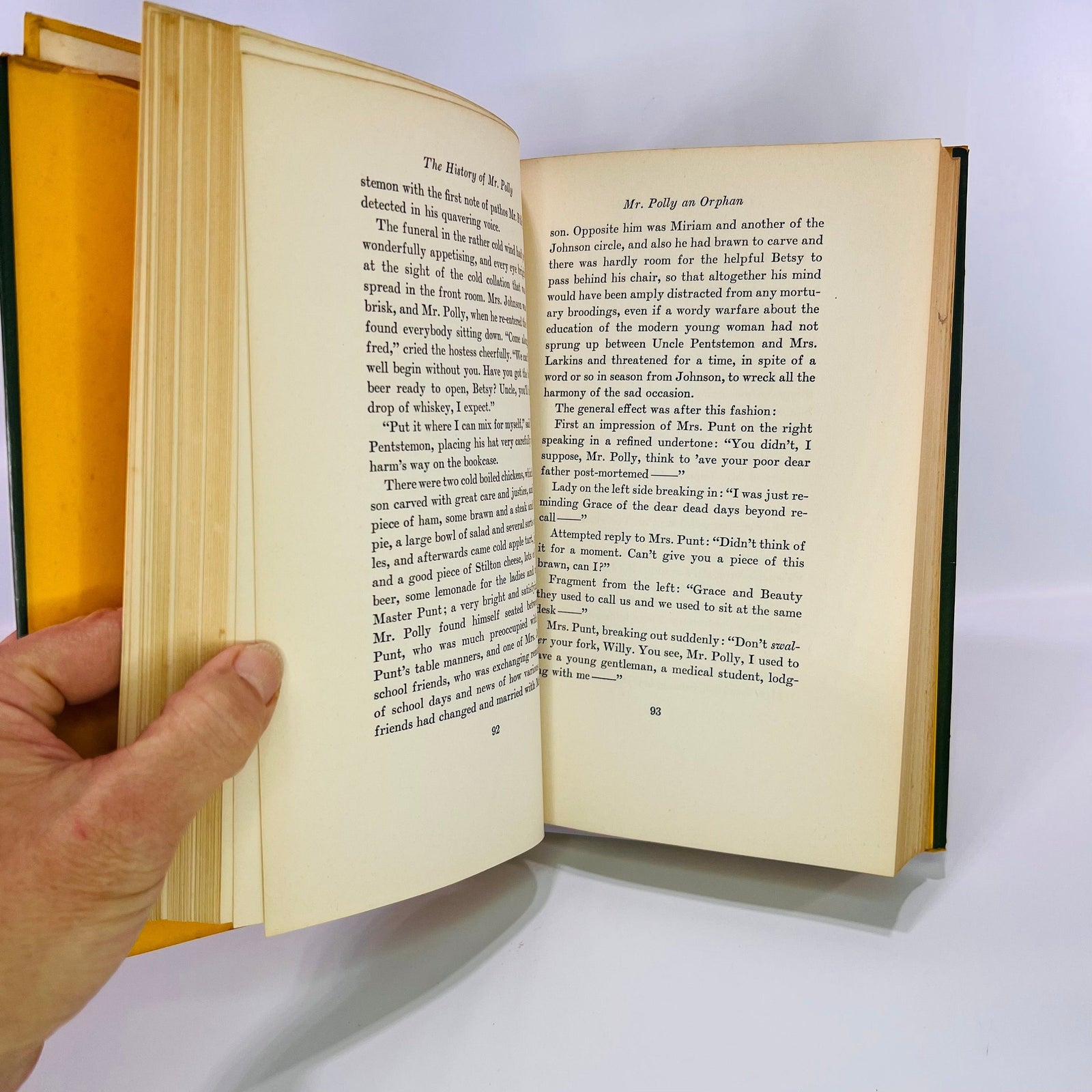 The History of Mr. Polly by H.G.Wells 1941 The Readers Club Vintage Book