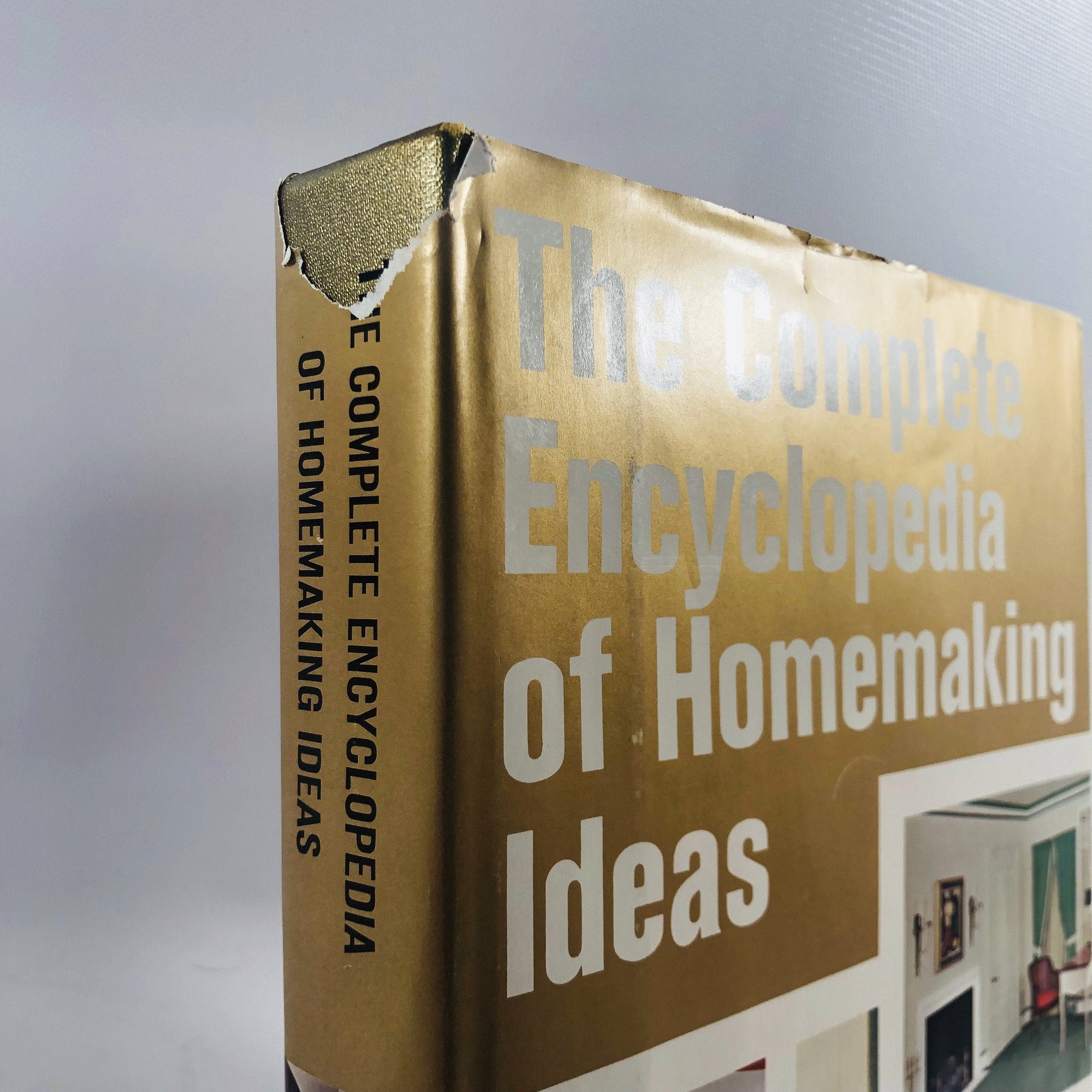 The Complete Encyclopedia of Homemaking Ideas by Barbara Taylor Bradford 1968