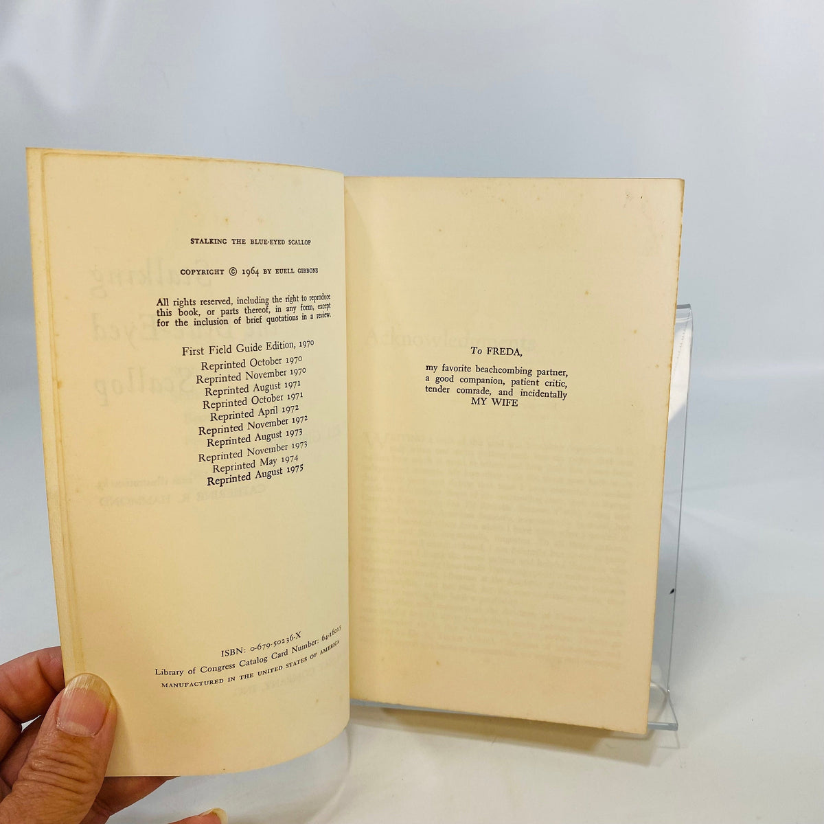 Stalking the Blue-Eyed Scallop Field Guide Edition by Euell Gibbons 1975 David McKay Company