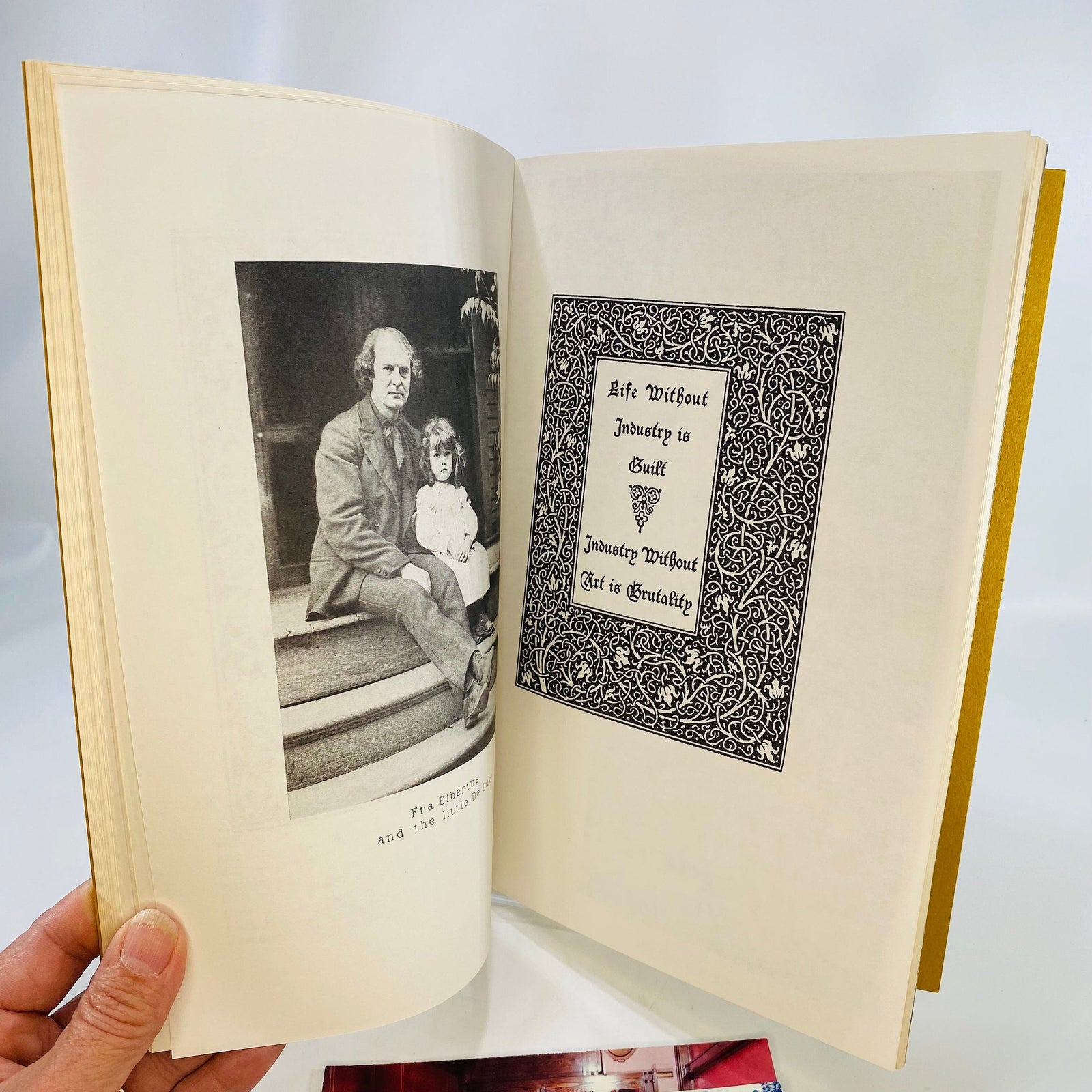 Rebel with Reverence Elbert Hubbard A Granddaughters Tribute by Mary Roelofs Stott 1984 Century House Americana Publishing