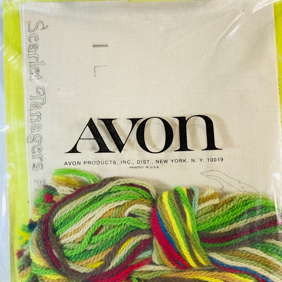 Avon Creative Needlecraft Crewel Embroidery Scarlet Tanagers Picture  Kit 1974