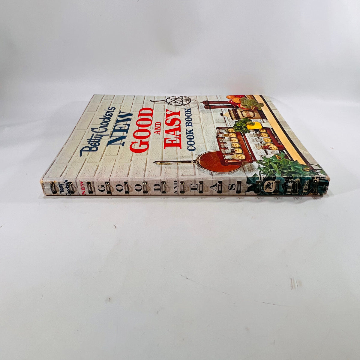 Betty Crocker's New Good and Easy Cookbook 1962 General Mills Inc Vintage Cookbook