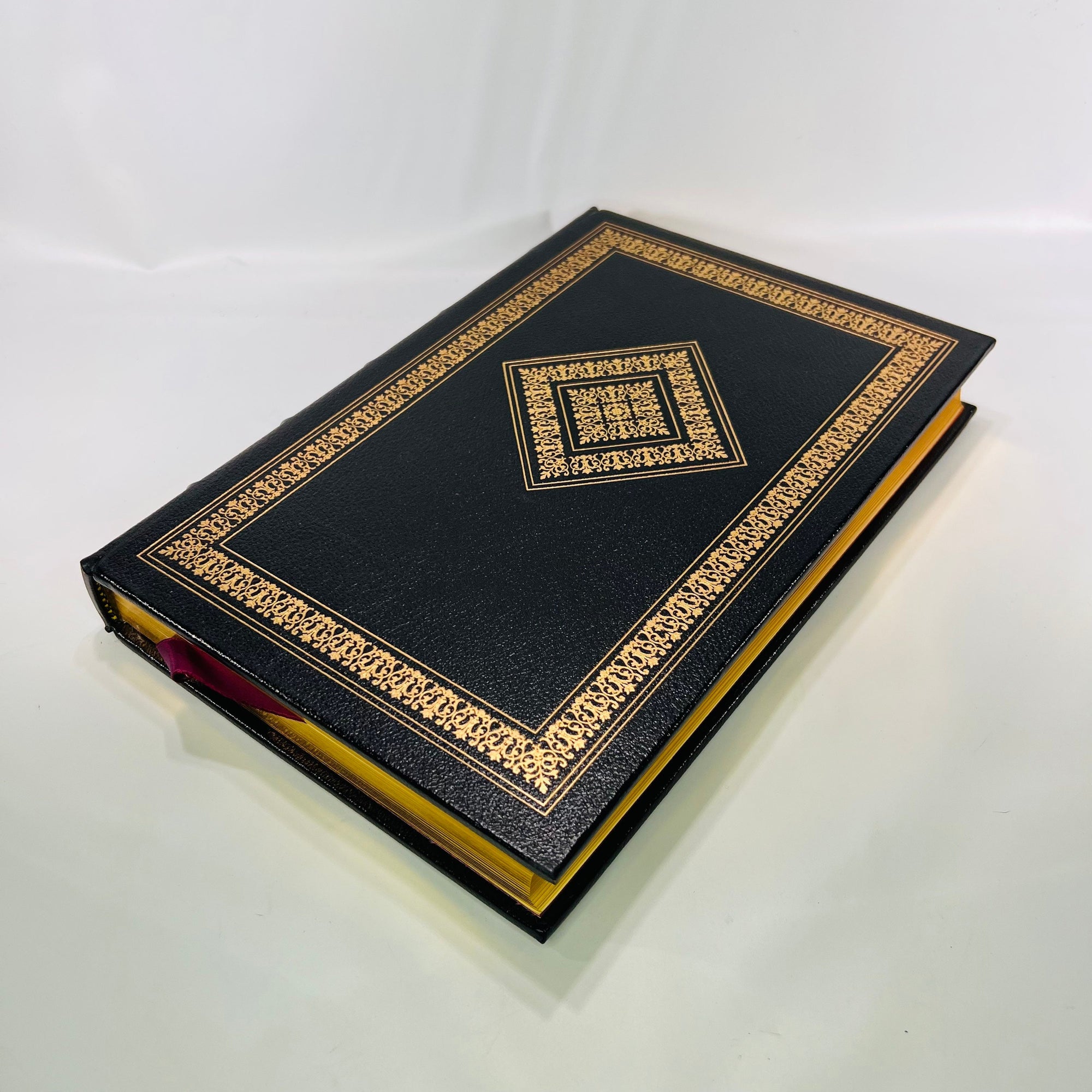 The Alhambra by Washington Irving 1978 Vintage Classic Easton Press Collectable Leather Bound Historical Book Gold Gilt Pages