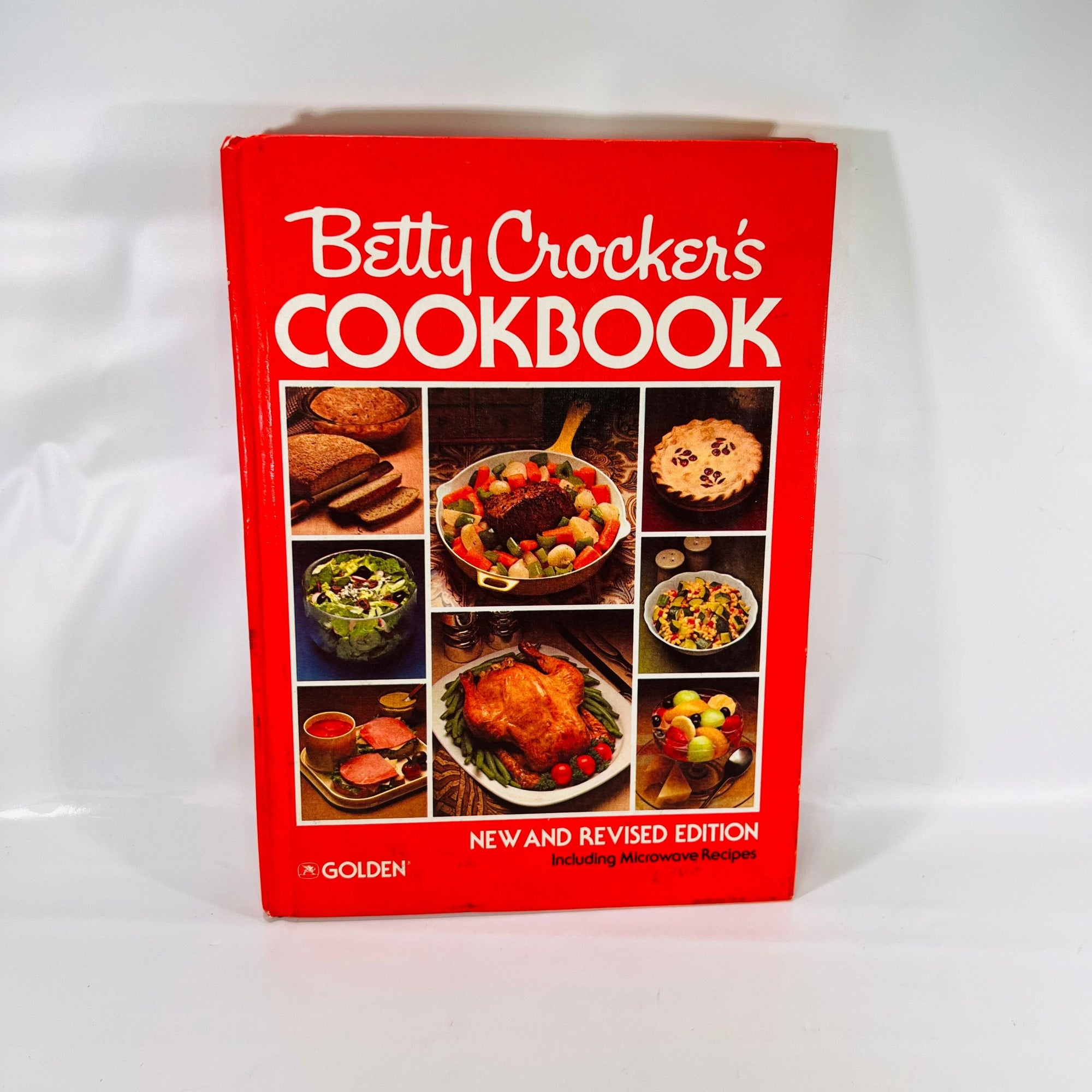 Betty Crocker Cookbook New and Revised Edition including Microwave 1978 Golden Vintage Recipes Collectable Cooking