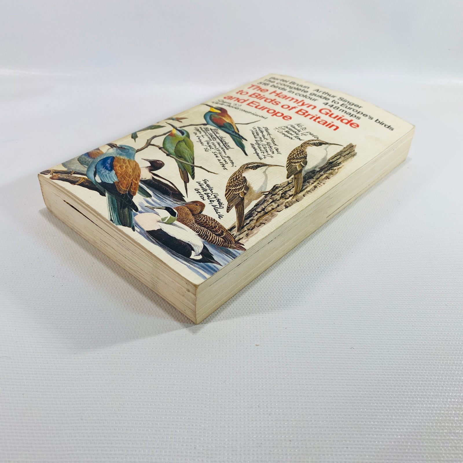 The Hamlyn Guide to Birds of Britain and Europe by Bertel Bruun 1970
